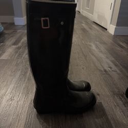 Glossy Black Hunter Boots  