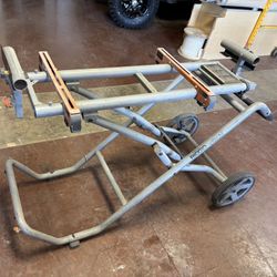 RIDGID universal mobile miter saw stand