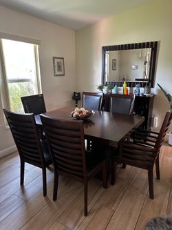 Dinning Table and Chairs