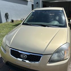 Kia Rio 2010