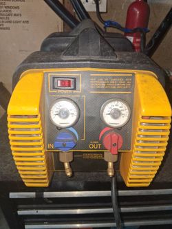 AC Refrigerant Recovery Machine
