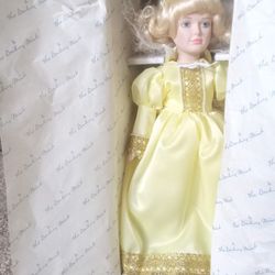 Danbury Mint Storybook Collection, Cinderella Doll 11"