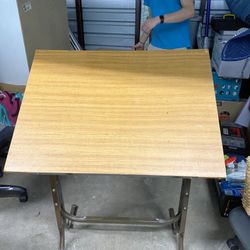 Desk With Adjustable Height
