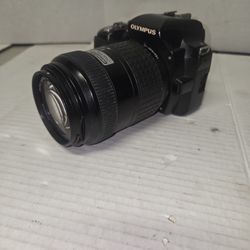 Olympus  E-500 W/ 40-150mm 1:3.5-4.5