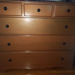 Large Dresser. Solid  Wood