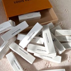 Vendo Samples De 2ml Louis Vuitton 100% Originales $15 c/u
