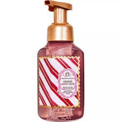 Brand New Sealed Bath & Body Works Foaming Hand Soap Crushed candy Cane Christmas 🎁 8.75oz