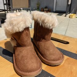 Place Toddler Boots 6T