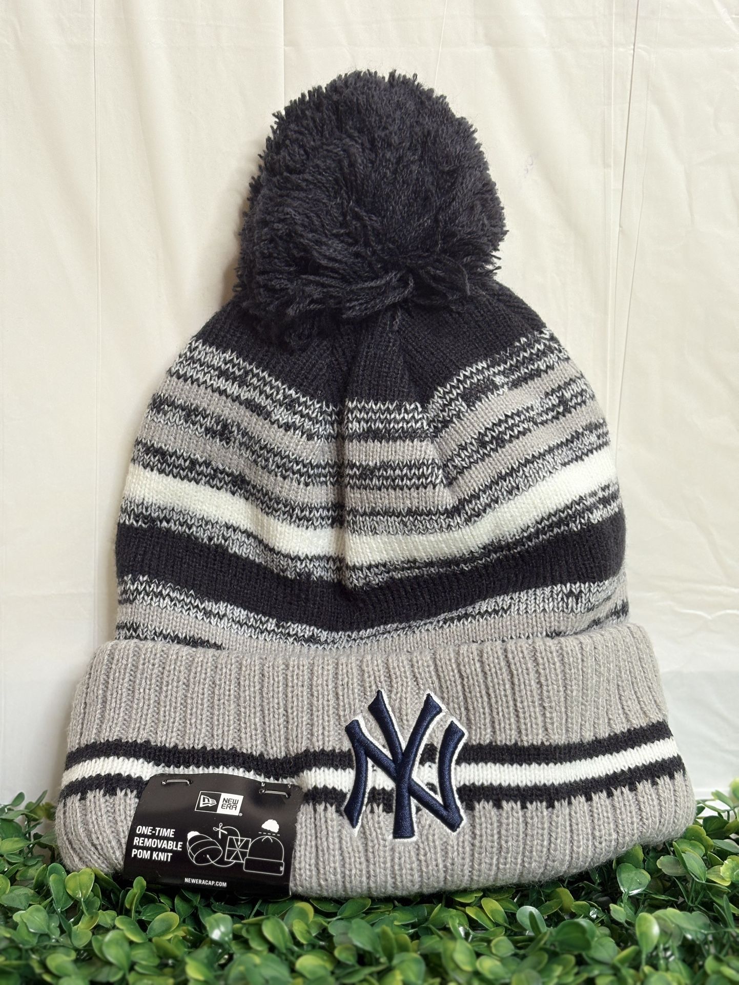 New York Yankees Sport Cuffed Knit Hat 