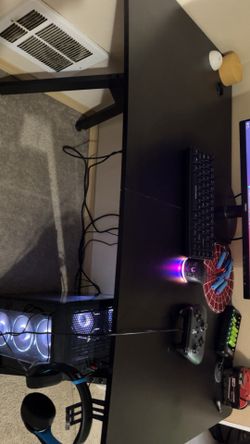 Gaming table