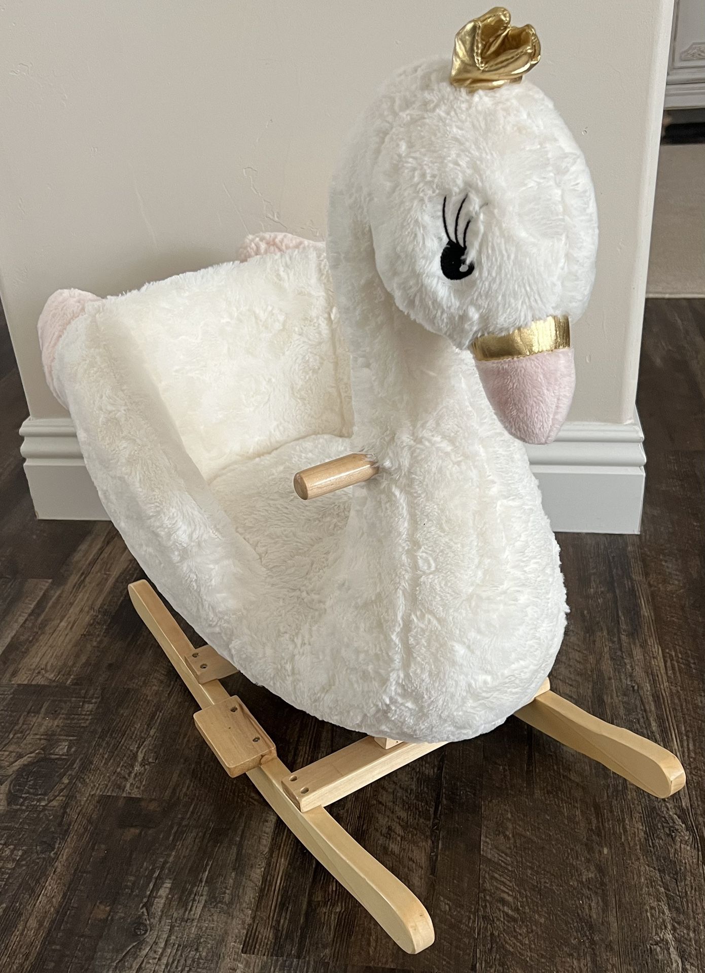 Adorable swan 🦢 Rocker