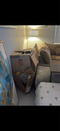 FREE BOXES