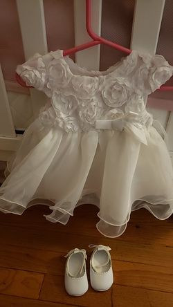 Baby dress size 3months with shoes size 0