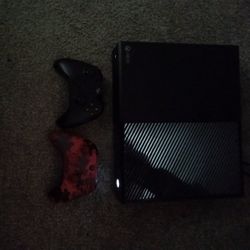 Xbox One 500GB W/2 Controllers & Games