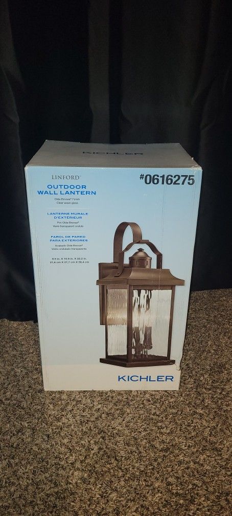 Kichler Linford 3-Light 22.2in Olde Bronze Outdoor Wall Lantern