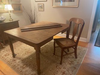 Antique Oak table & 4 chairs