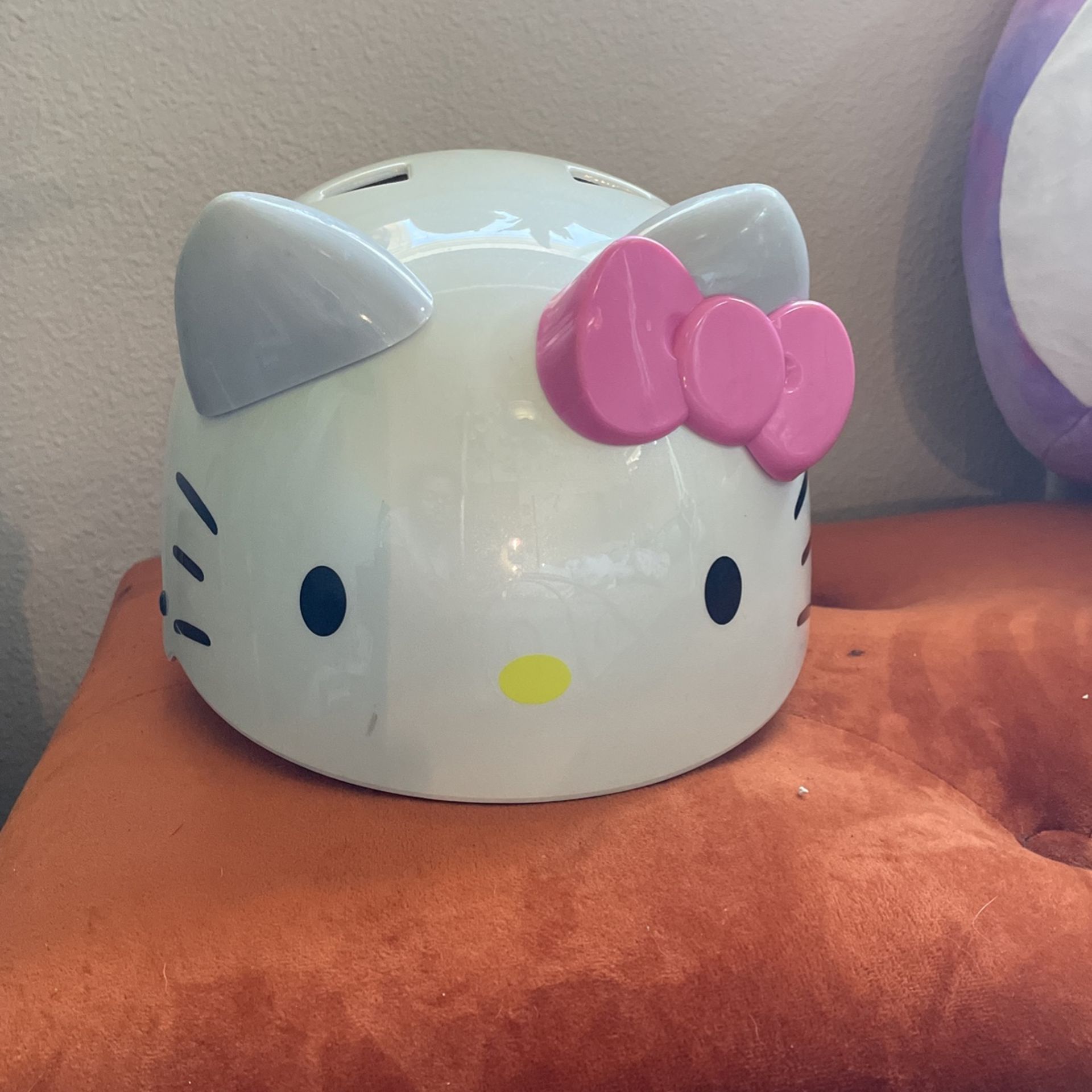 Hello Kitty Children’s Helmet 