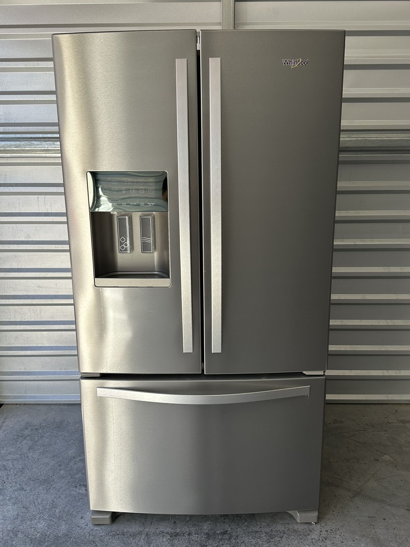 USED LIKE NEW WHIRLPOOL FRIDGE