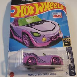 Hot Wheels Diecast Monster High Ghoul Mobile Car