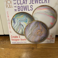 Jewelry Holder Kit, NEW In Box