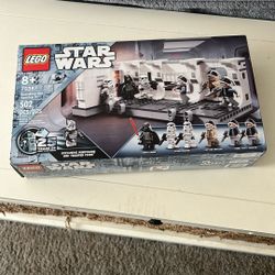 Boarding The Tantive IV