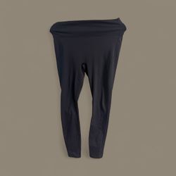 Women’s black XL Lululemon leggings