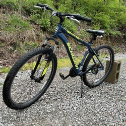 Schwinn High Plains 27.5 In 21-speed Mountain Bike