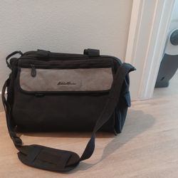 Pañalera EDDIE BAUER