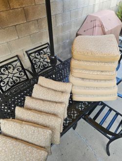 Patio dining set/outdoor Furniture/Cash Only