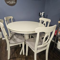 Dining Set 