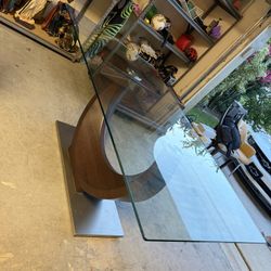 Glass table 