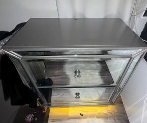 2 pieces side table / end tables