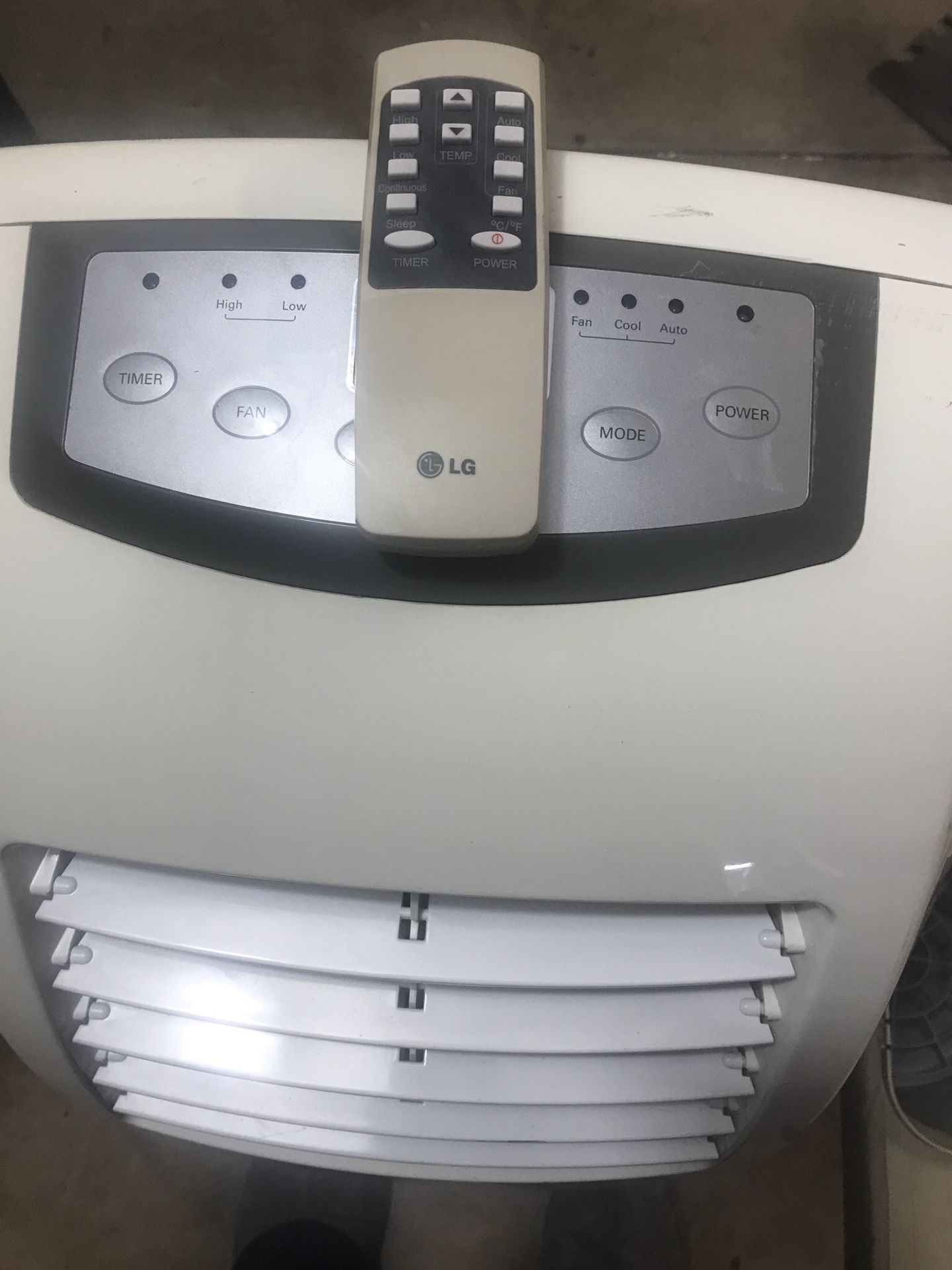 LG LP0910WNR 9,000 BTU Portable Air Conditioner with remote for Sale in
