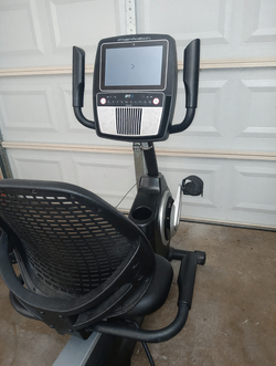 New ProForm Pro C10R Exercise Bike 25 Resistance Levels - Garland, TX