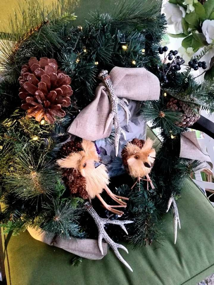 Holiday Door Wreath