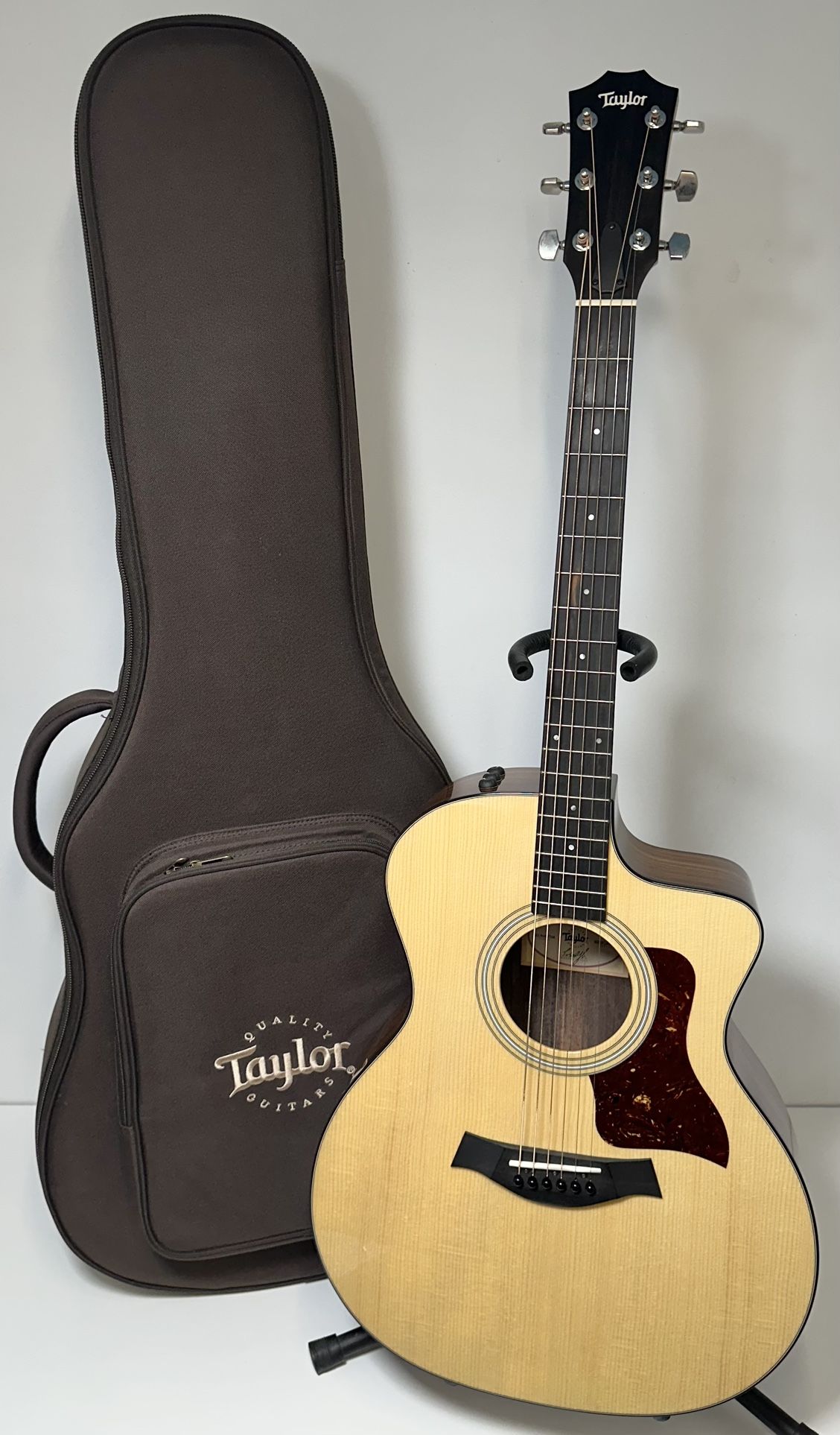 2022 Taylor 214ce Plus Acoustic Electric Guitar - Natural