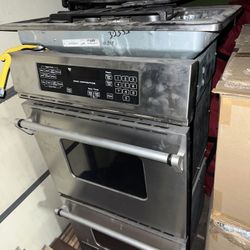 Jenn Air Dual Convection Oven