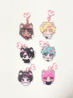 Double-side Key chains (hyuna, luka, ivan, till, sua and mizi)