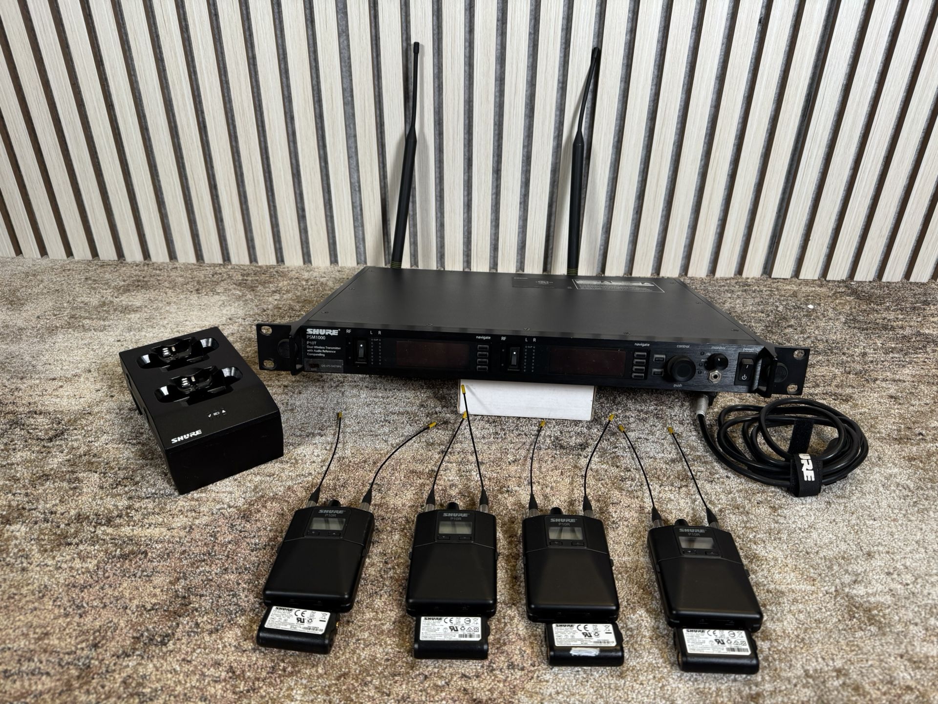 Dual Wireless Transmitter - Shure PSM1000