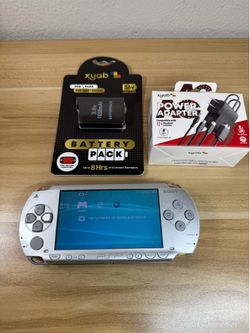 Gray PSP 1000 Console.                T72