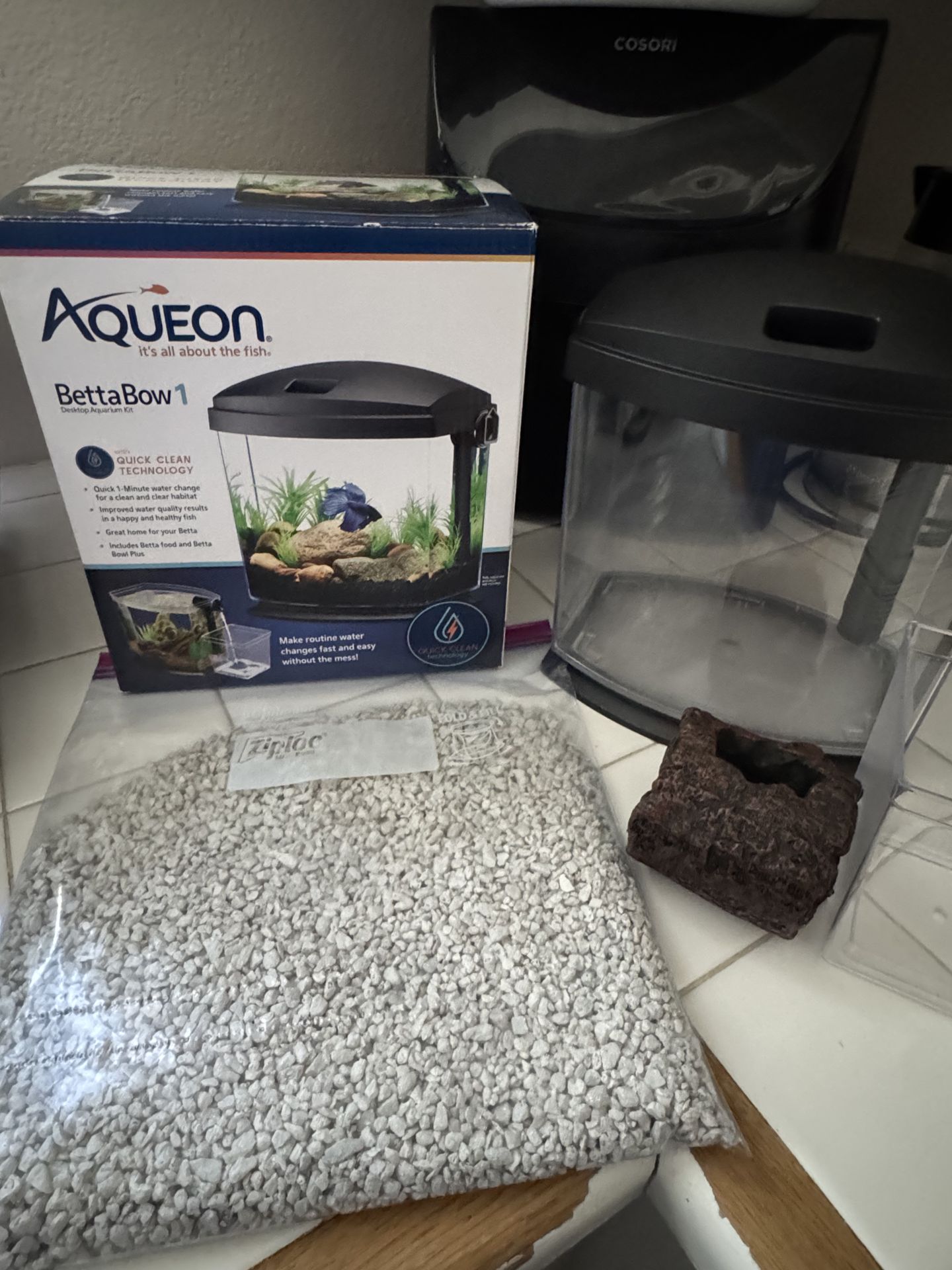 1 Gallon acrylic starter Betta Fish tank