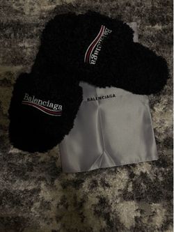 Balenciaga Pool Slides Black Size