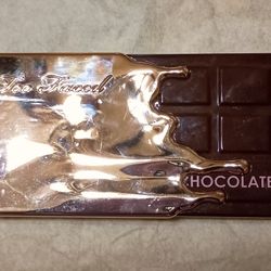 Too Faced Eyeshadow Palette 