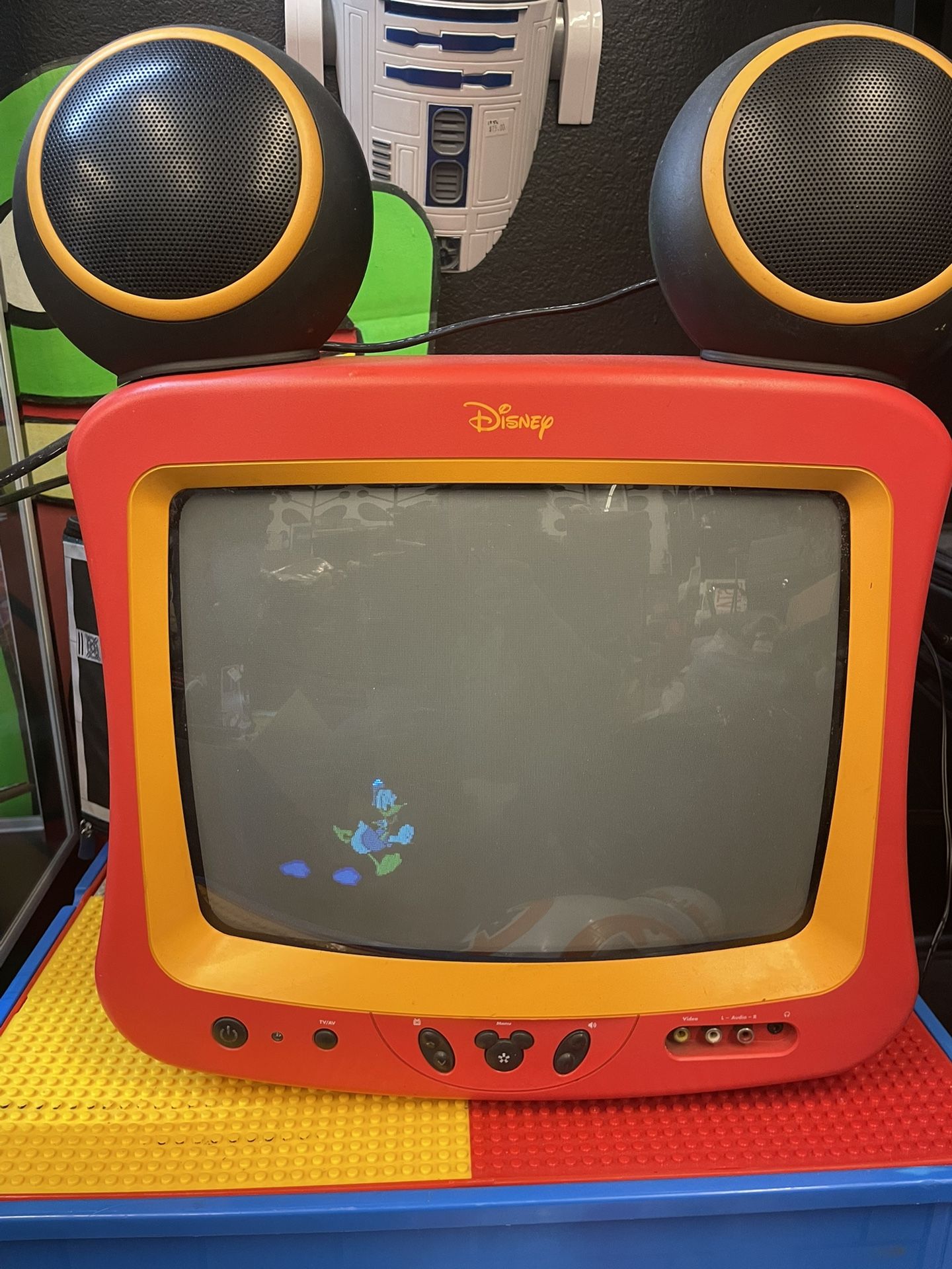 Vintage Disney DT1350-C 13" Mickey Mouse Retro Gaming CRT TV Ears Speakers Working