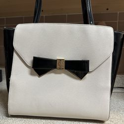 Anne Klein Tote
