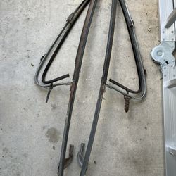 Squarebody C10 Vent Window Frame Set 