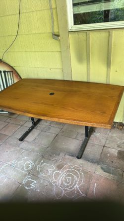Large table - FREE