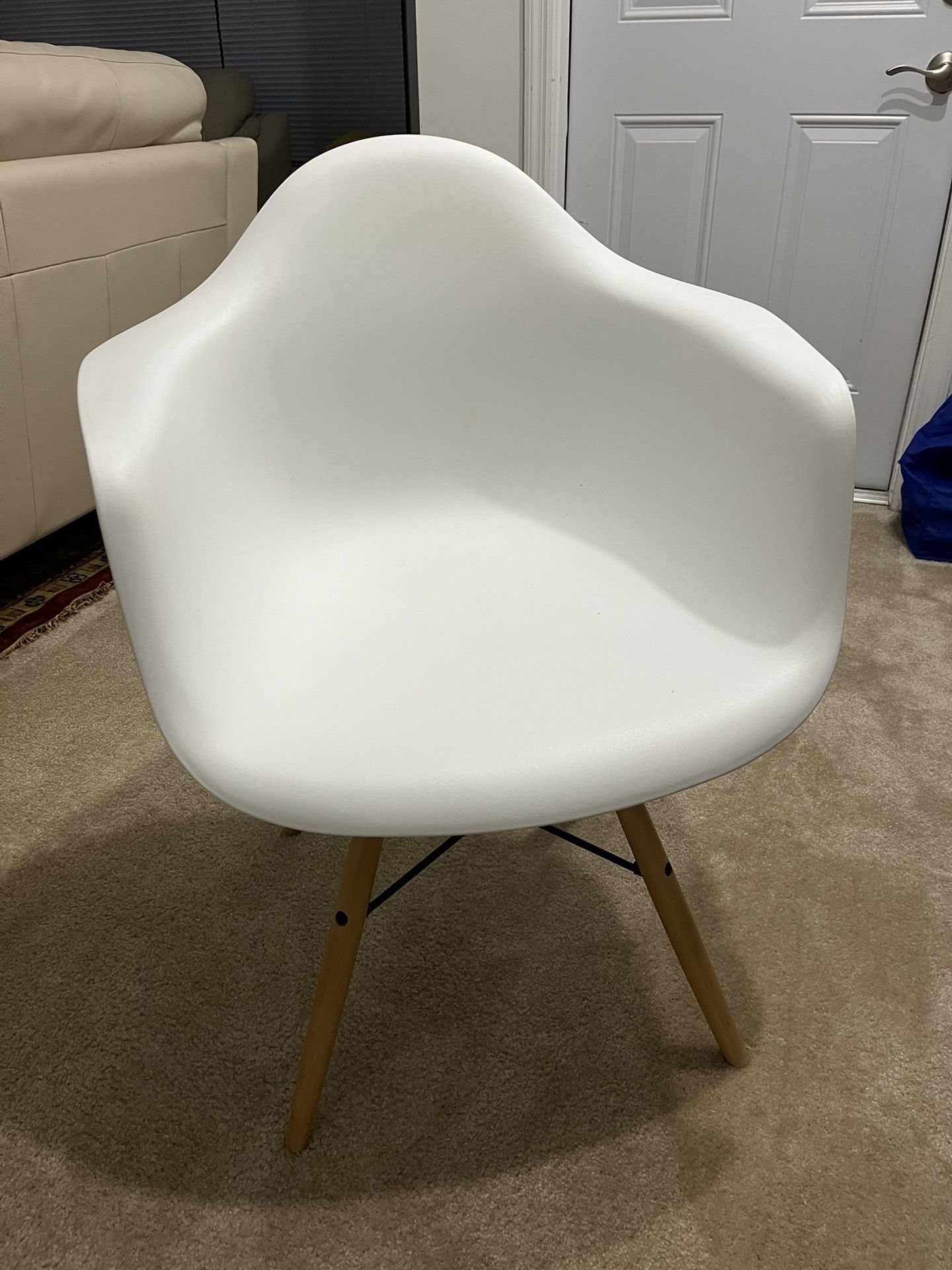 White Scoop Chair