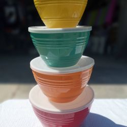 MELAMINE NESTING BOWLS WITH LIDS SET