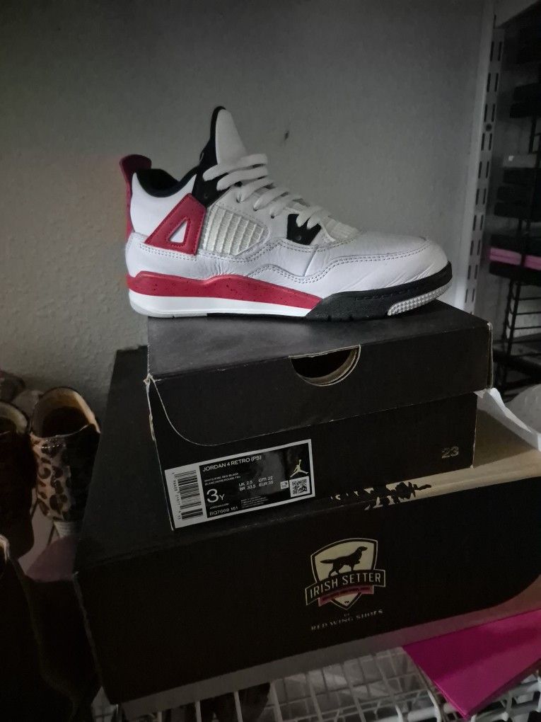 Nike jordan 4 retro